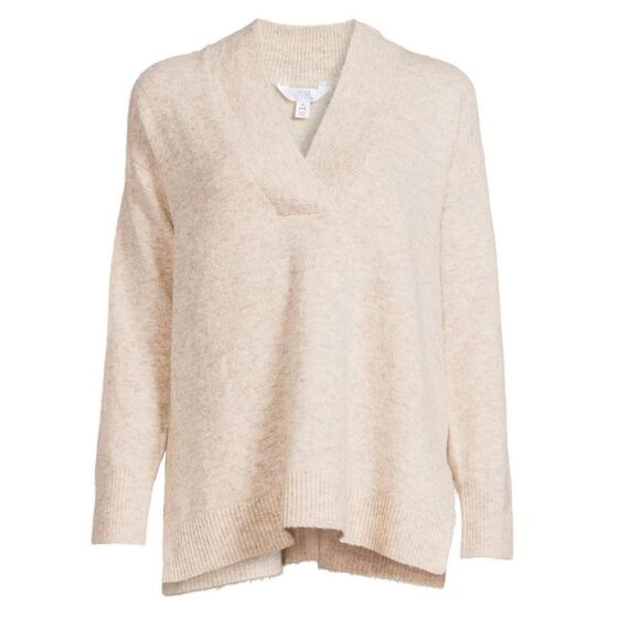 Women’s V-neck Oatmeal Sweater - Picture 3 of 8